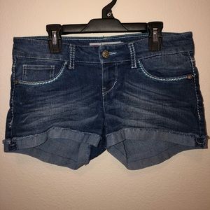 Levi’s Denim Jean Shorty Shorts - Medium Wash